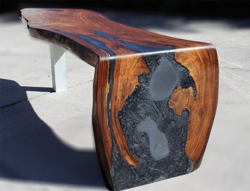 02- Banca quemada - 1044 x 800 px